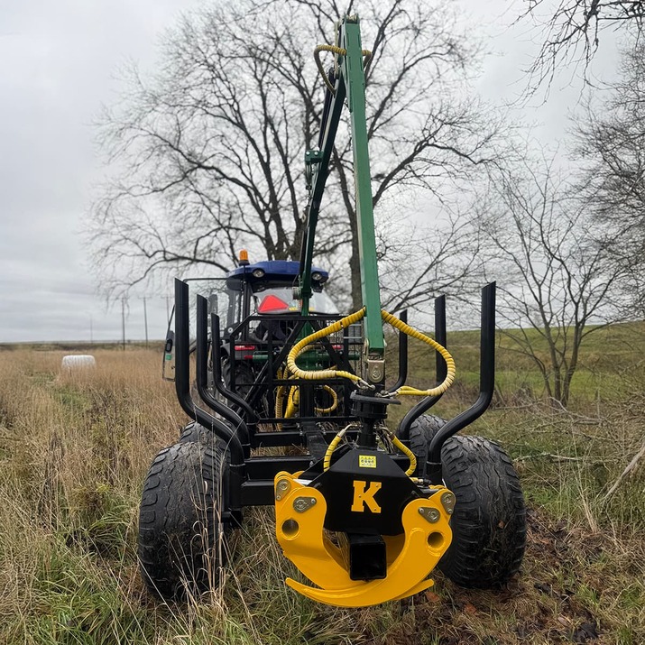 Reisiggreifer inkl. Hydraulikschlauch und Schrauben
