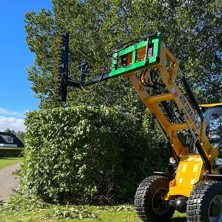 Heckenschneider für Frontlader mit Bolzen Euro