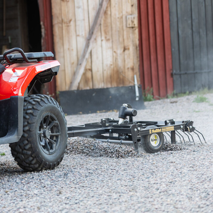 Quad-Hofegge mit einstellbarem Fahrwerk und Zugvorrichtung