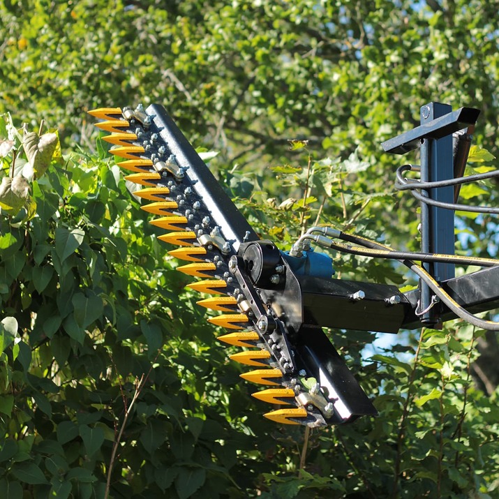 Heckenschneider für Frontlader mit Bolzen Euro