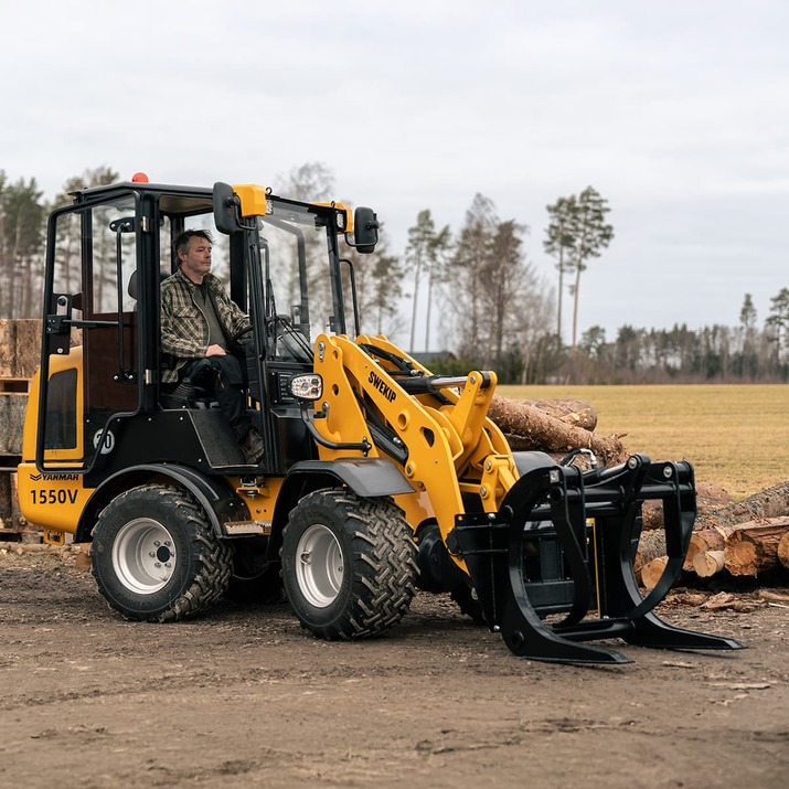 Holzgreifer für Frontlader, mit verschraubter Euroaufnahme