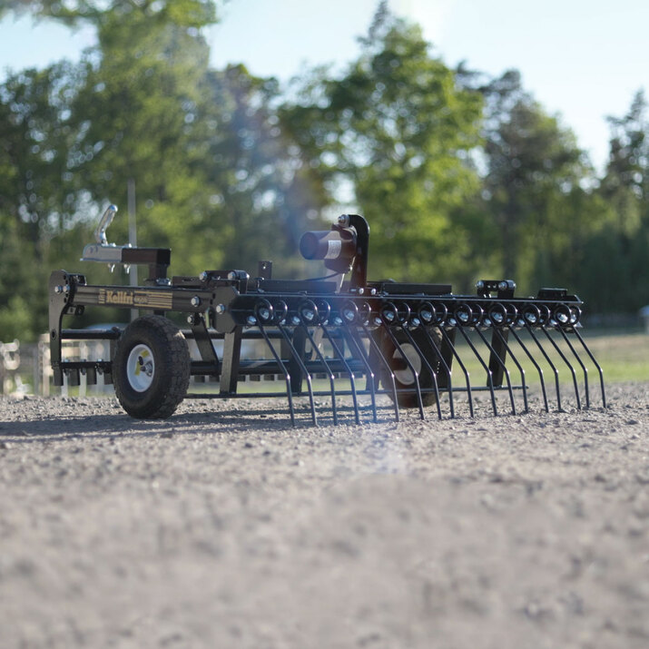 Quad-Hofegge mit einstellbarem Fahrwerk und Zugvorrichtung