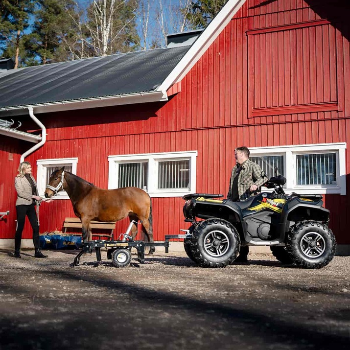 Quad-Hofegge mit einstellbarem Fahrwerk und Zugvorrichtung