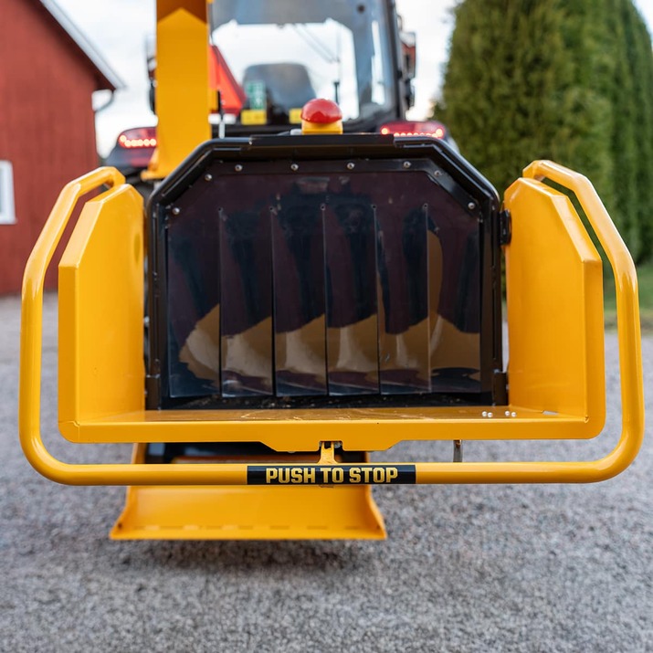 Häcksler 150, mit Antistress hydraulische Zuführung