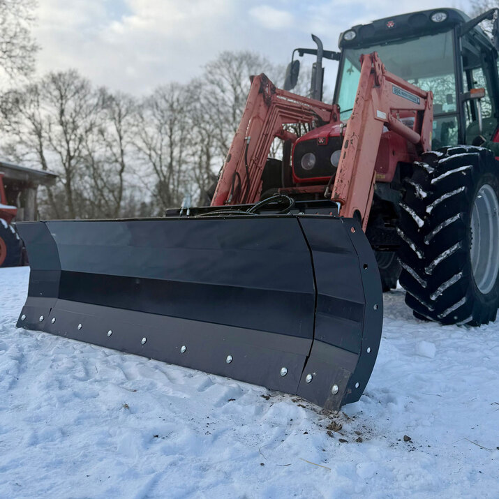 Schneeschild 2,5 m, mit verschraubter kleine BM-Aufnahme