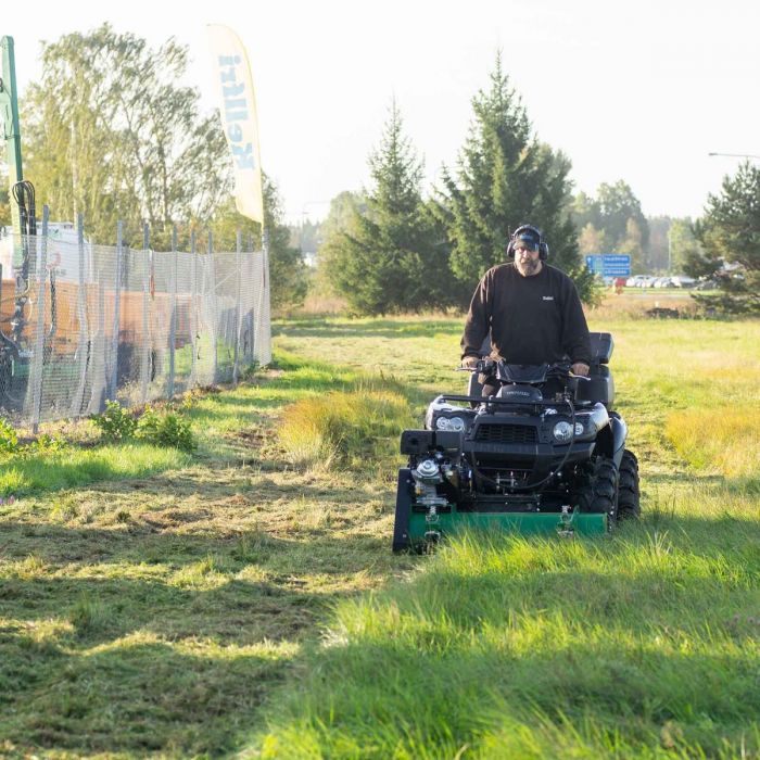 Quad-Mulcher, frontmontiert