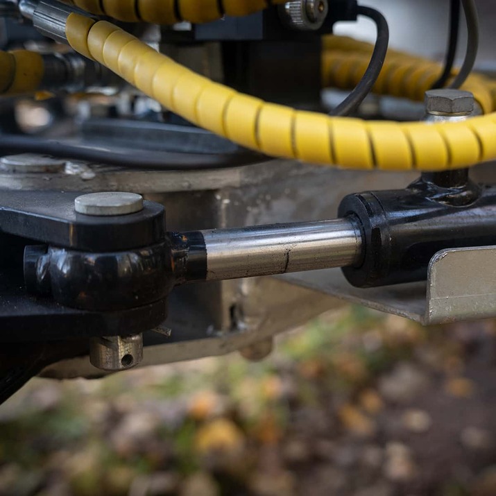 Forstanhänger Quad 3 Tonnen, mit 4,2 m Kran