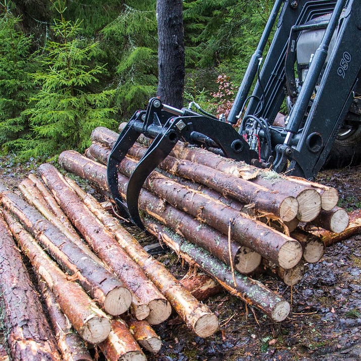 Holzgreifer für Frontlader, mit verschraubter Trimaaufnahme