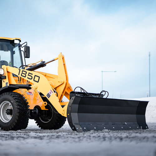 Schneeschild 2,5 m, mit verschraubter Trimaaufnahme
