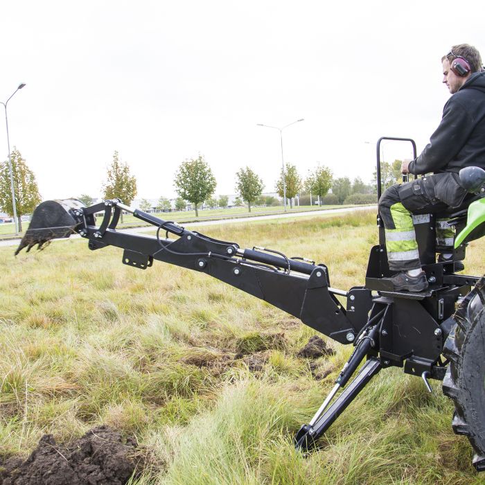 Anbaubagger für Traktoren 25- 50 PS