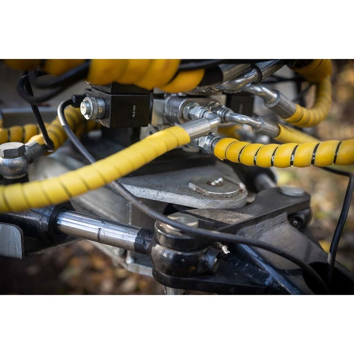 Forstanhänger Quad 3 Tonnen, mit 4,2 m Kran