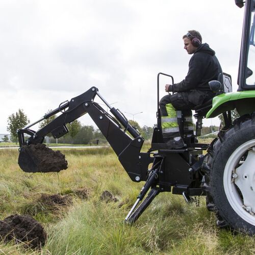 Anbaubagger für Traktoren 25- 50 PS