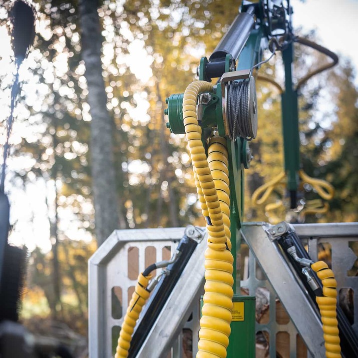 Forstanhänger Quad 3 Tonnen, mit 4,2 m Kran