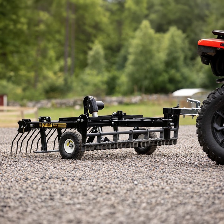 Quad-Hofegge mit einstellbarem Fahrwerk und Zugvorrichtung
