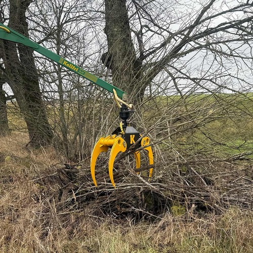Reisiggreifer inkl. Hydraulikschlauch und Schrauben
