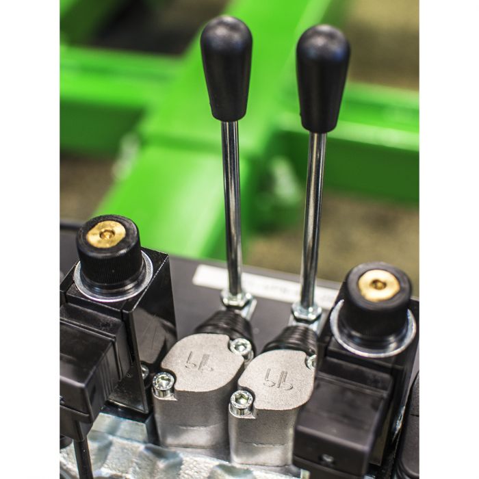 Ventilblock 8 Sektionen, 2-Hebel elektrisch ein/aus