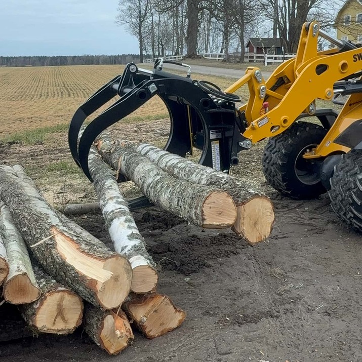 Holzgreifer für Frontlader, mit verschraubter Euroaufnahme