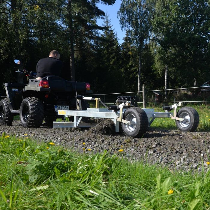 Planierschleppe Quad mit 3 Schneiden und elektrischer Höhenverstellfunktion