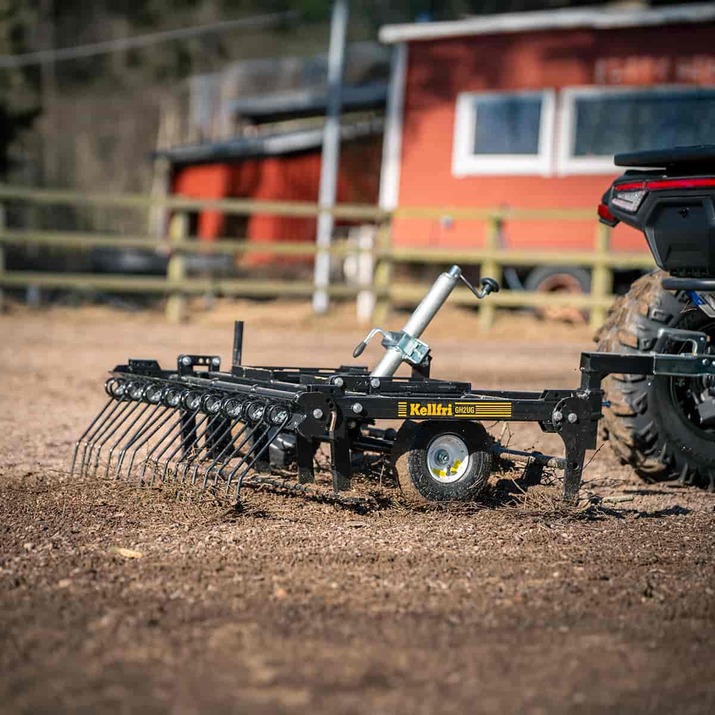 Quad-Hofegge mit einstellbarem Fahrwerk und Zugvorrichtung