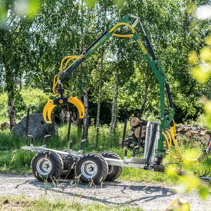 Forstanhänger Quad 3 Tonnen, mit 4,2 m Kran