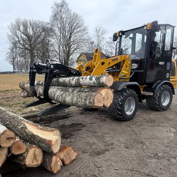 Holzgreifer für Frontlader, mit verschraubter Euroaufnahme