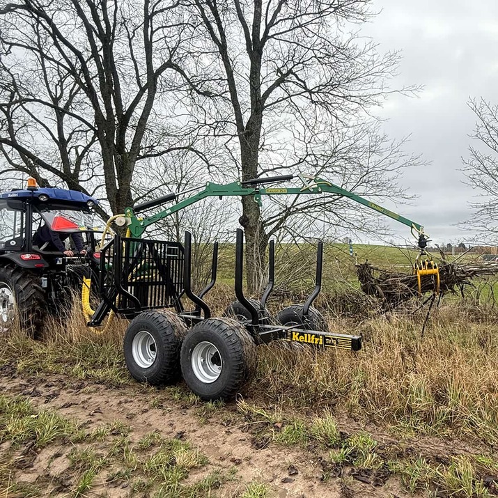 Reisiggreifer inkl. Hydraulikschlauch und Schrauben